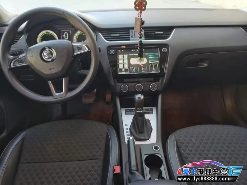 18年斯柯达速派轿车抵押车出售