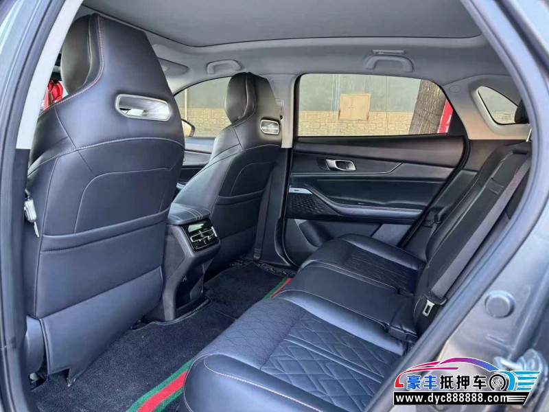 21年长安长安UNI轿车抵押车出售