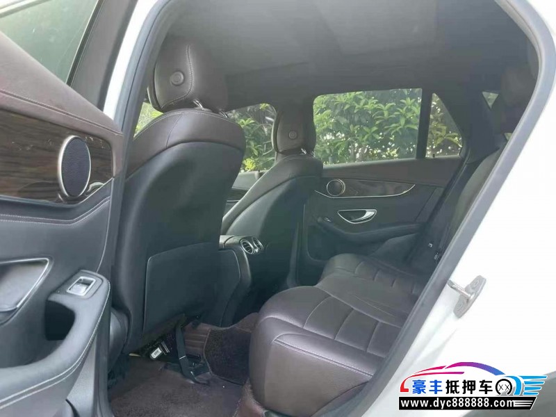 17年奔驰GLCSUV抵押车出售