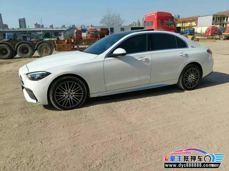 23年奔驰C轿车抵押车出售
