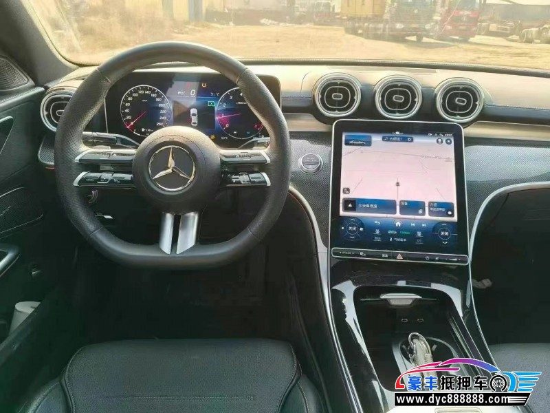 23年奔驰C轿车抵押车出售