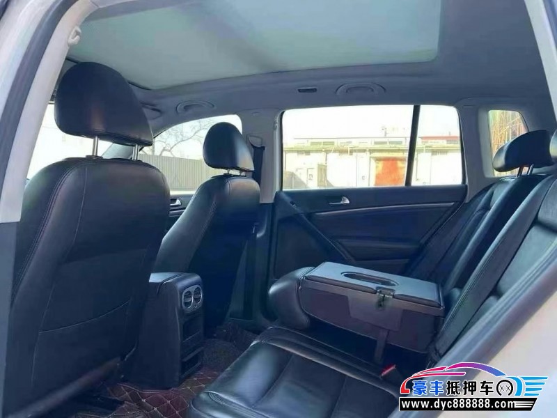 14年大众途观轿车抵押车出售