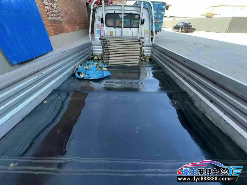 18年金杯T30轿车抵押车出售