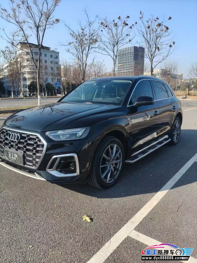 22年奥迪Q5轿车抵押车出售