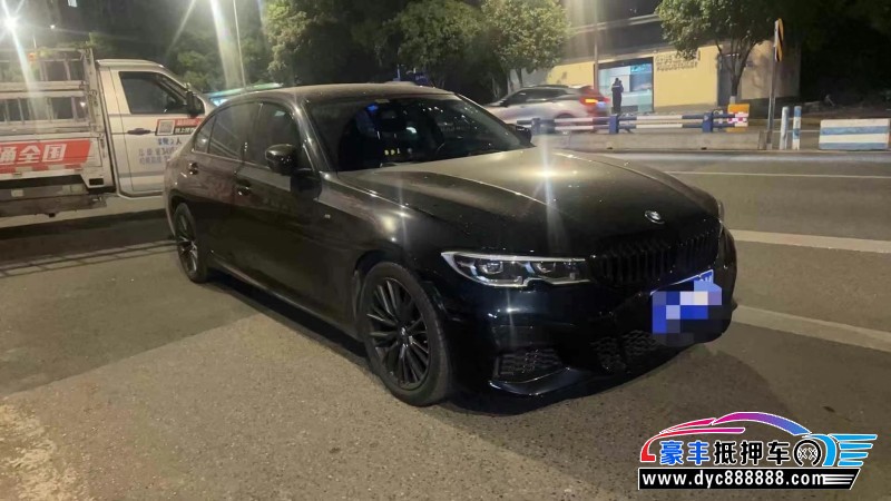 21年宝马3系轿车抵押车出售