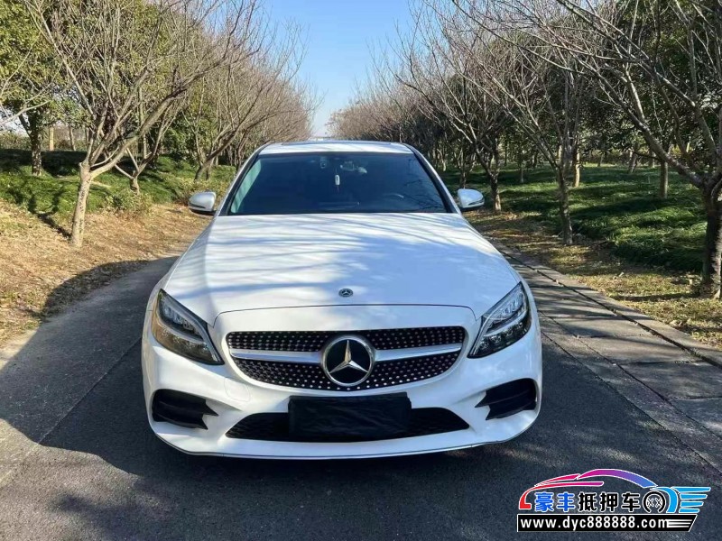 21年奔驰C轿车抵押车出售