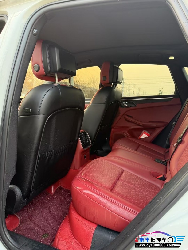 23年保时捷Macan迈凯轿车抵押车出售