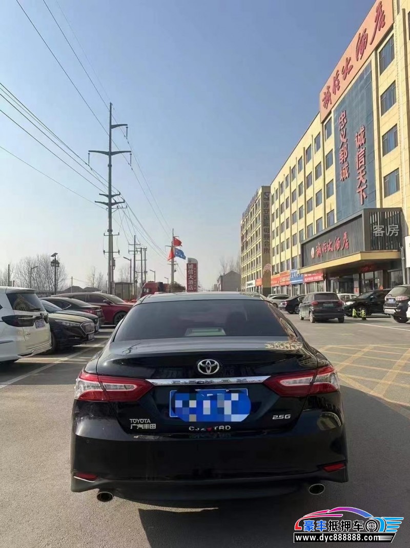 18年丰田凯美瑞轿车抵押车出售