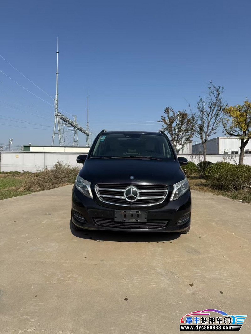 17年奔驰V轿车抵押车出售