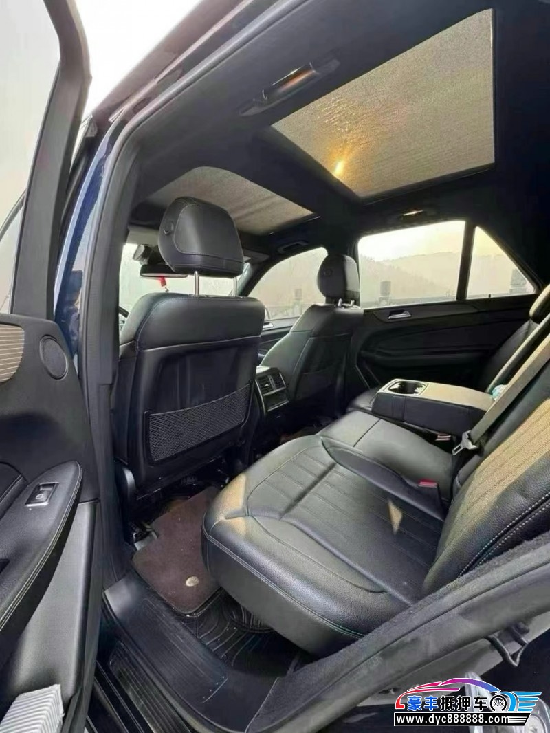 18年奔驰GLE轿车抵押车出售