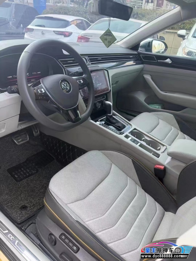 19年大众CC轿车抵押车出售