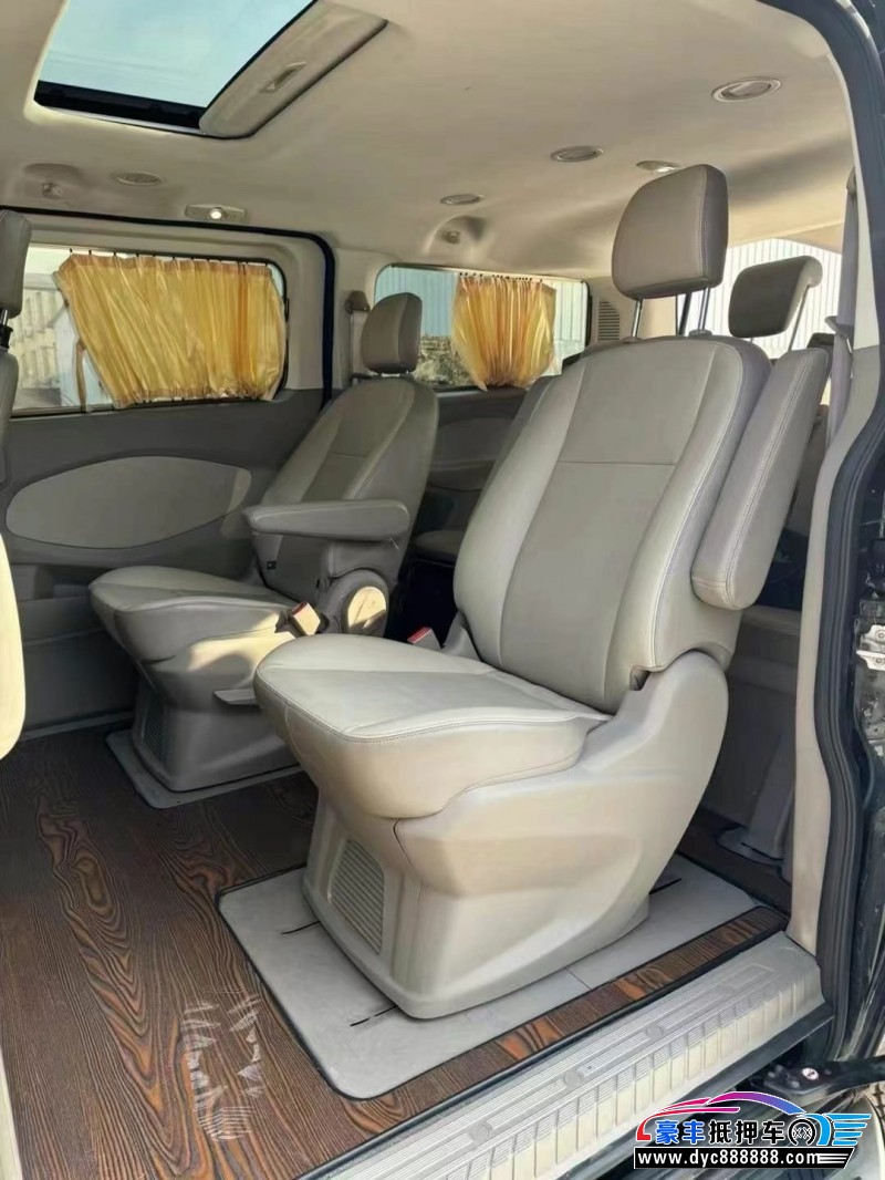 18年福特途睿欧轿车抵押车出售