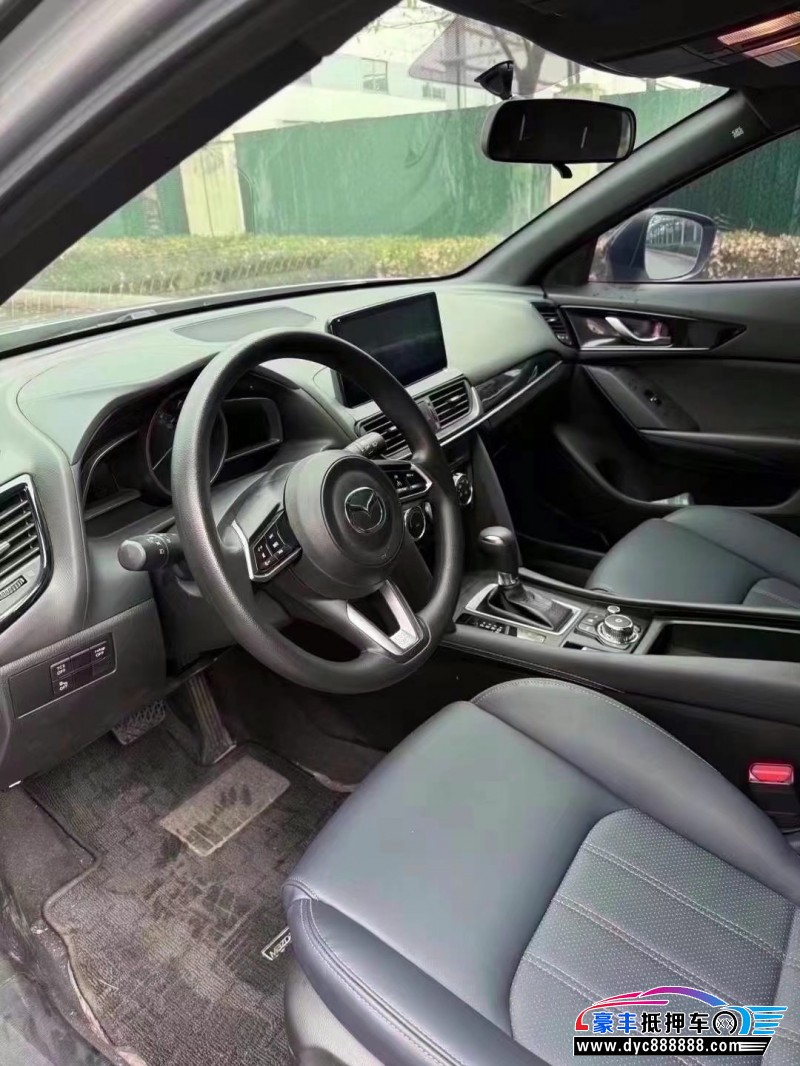 22年马自达CX-4轿车抵押车出售