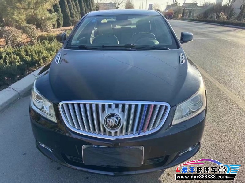 10年别克君越轿车抵押车出售