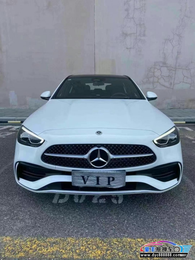 24年奔驰C轿车抵押车出售