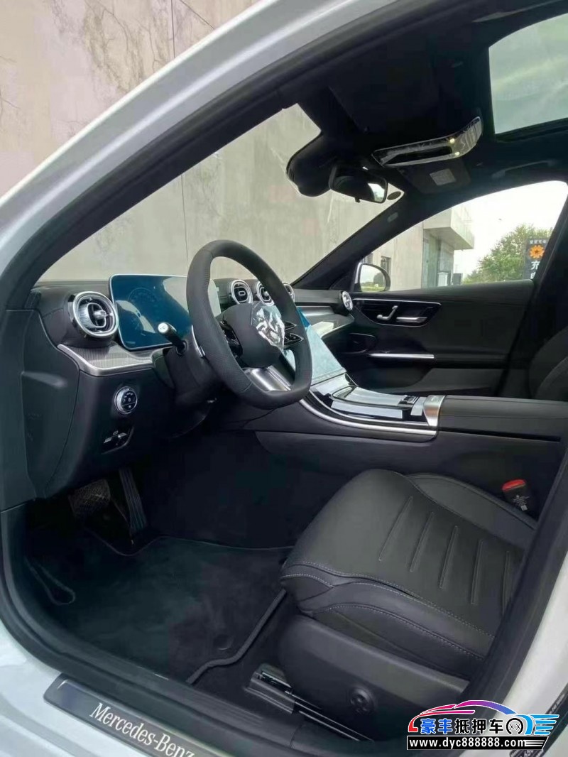 24年奔驰C轿车抵押车出售