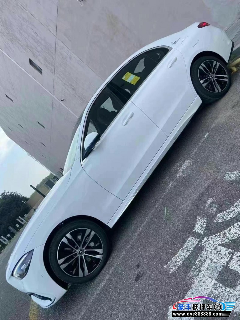 24年奔驰C轿车抵押车出售