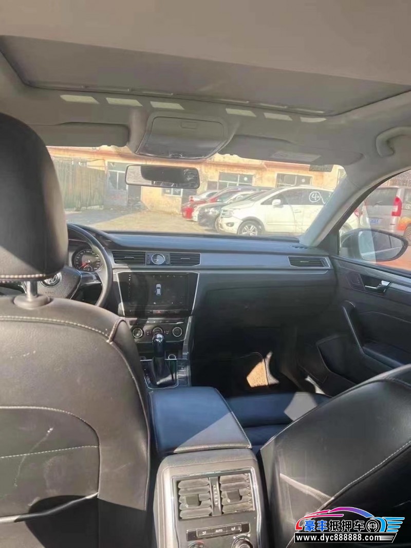 17年大众帕萨特轿车抵押车出售