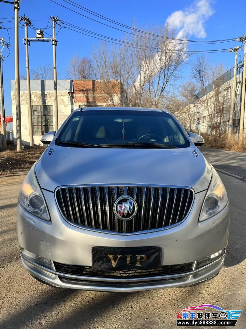 14年别克GL8轿车抵押车出售