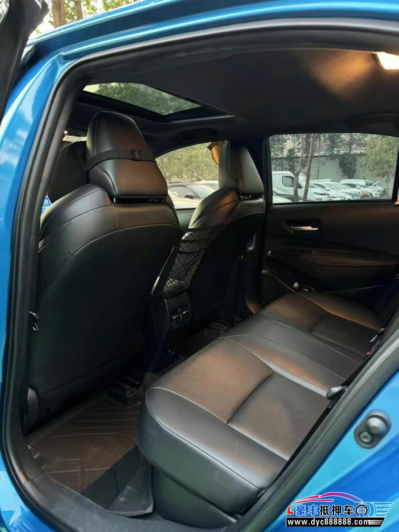 20年丰田雷凌轿车抵押车出售