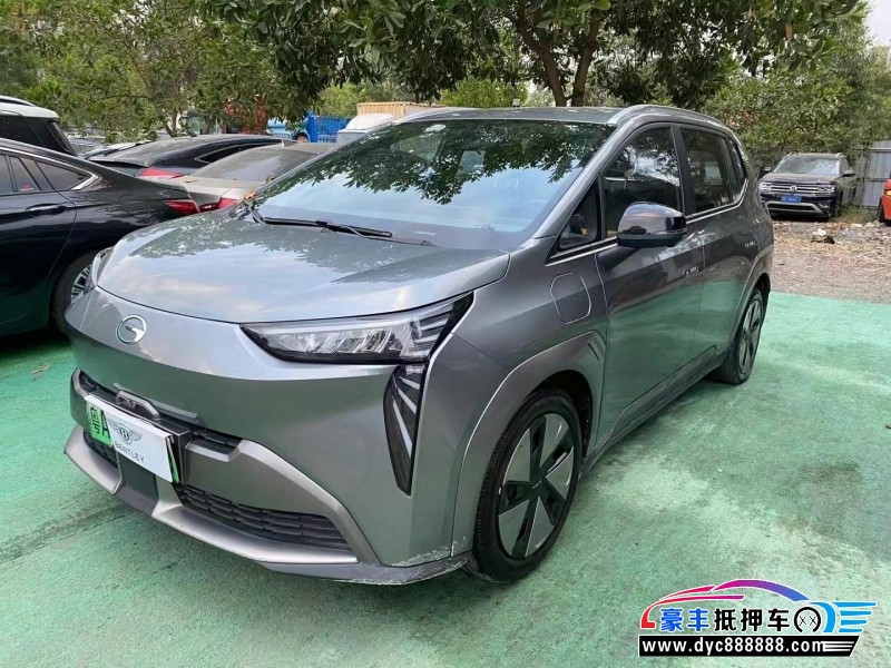 22年埃安Y70轿车抵押车出售