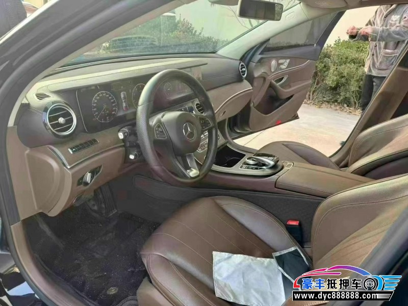 18年奔驰E轿车抵押车出售