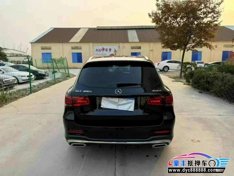 20年奔驰GLC轿车抵押车出售