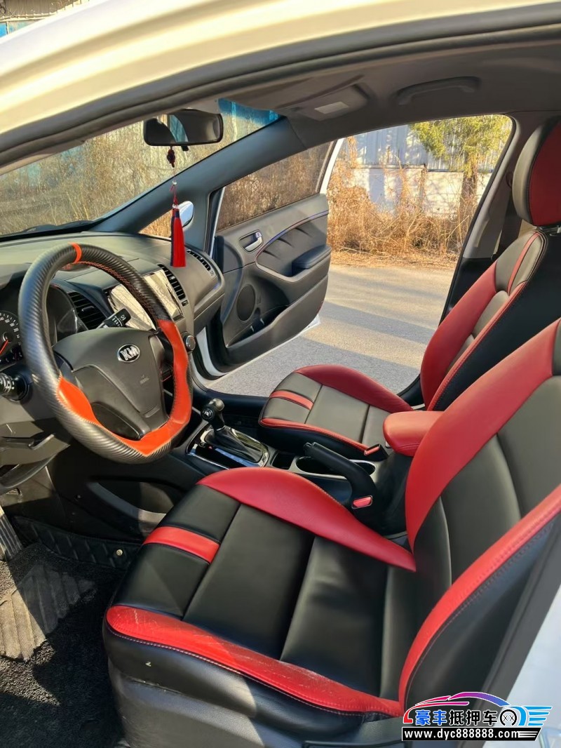 18年起亚K3轿车抵押车出售