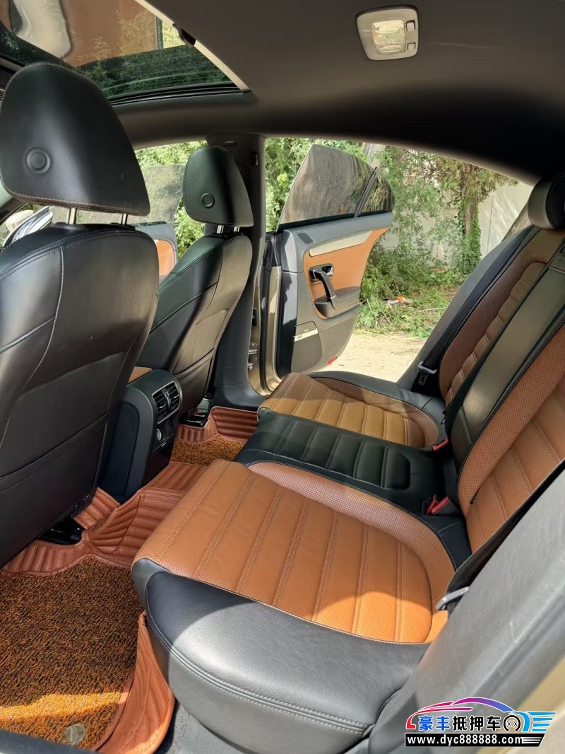 15年大众CC轿车抵押车出售