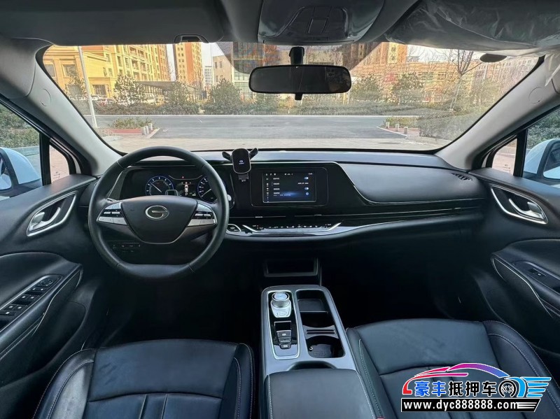 24年埃安炫轿车抵押车出售