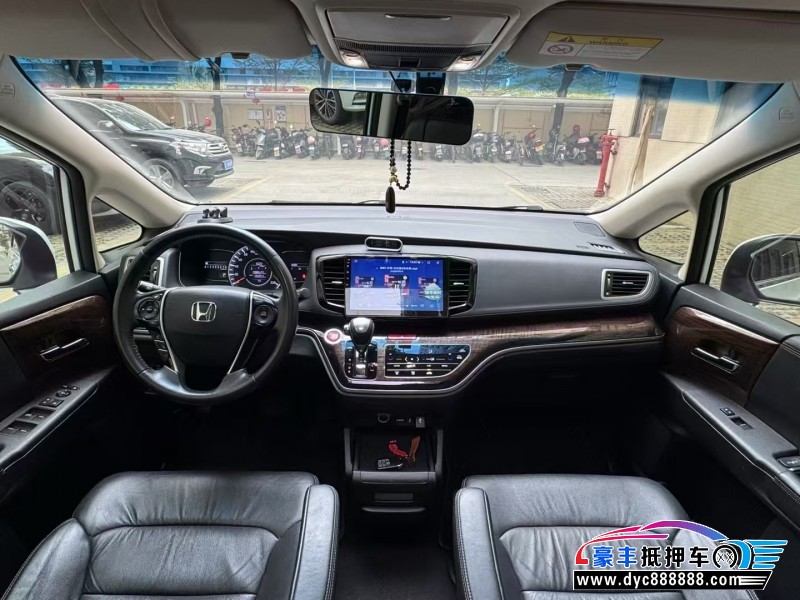 17年本田奥德赛轿车抵押车出售