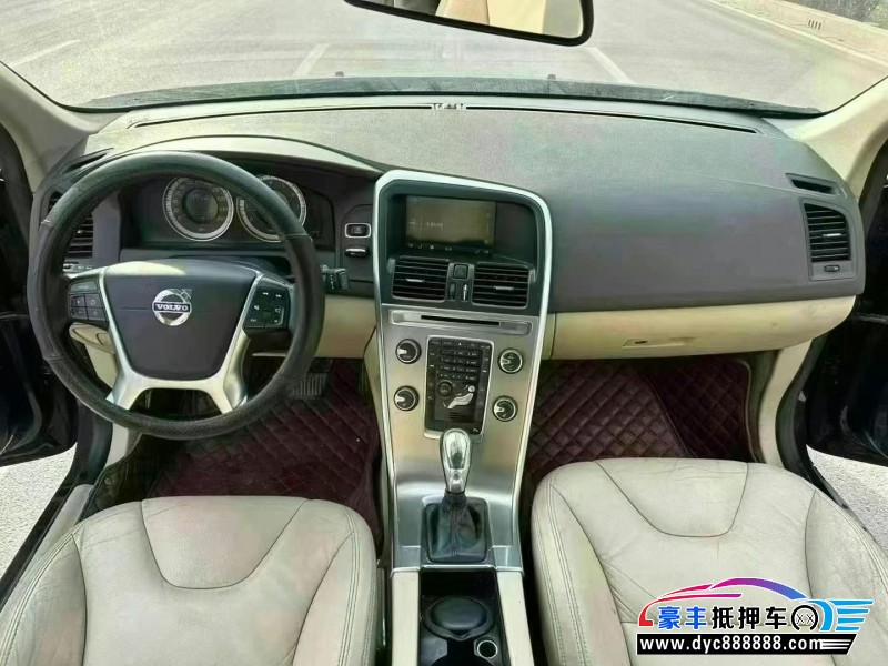 13年沃尔沃XC60轿车抵押车出售