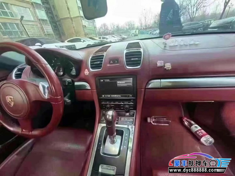 15年保时捷Boxster轿车抵押车出售