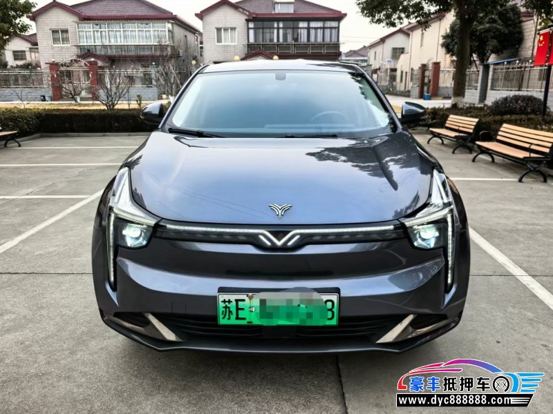 23年哪吒U轿车抵押车出售