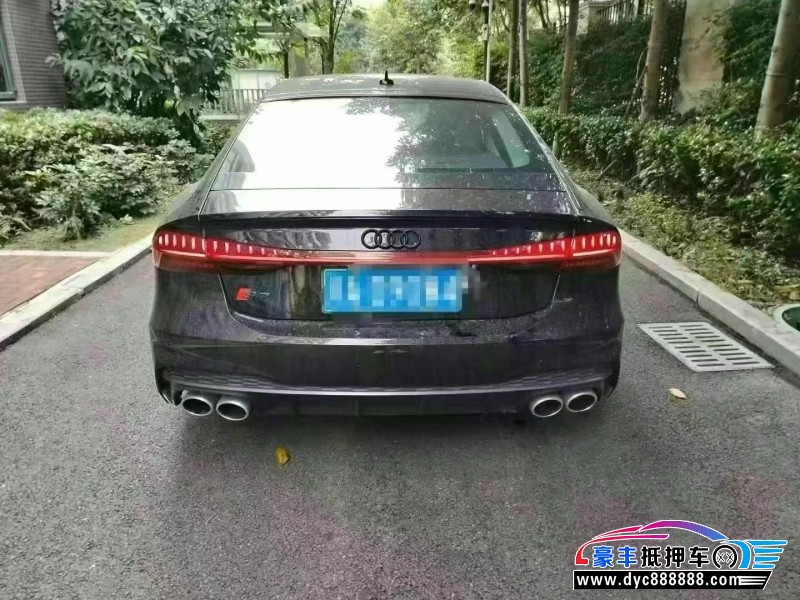 21年奥迪S7轿车抵押车出售