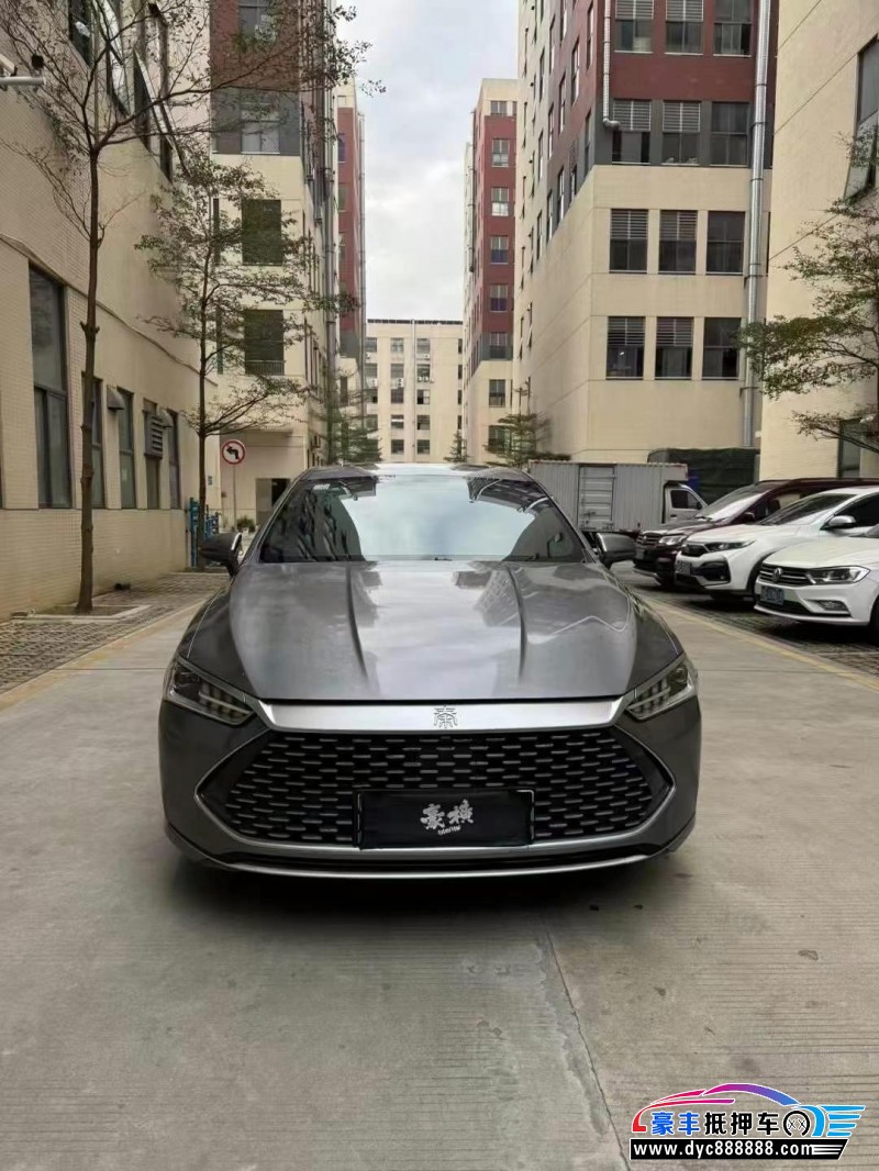 21年比亚迪秦轿车抵押车出售