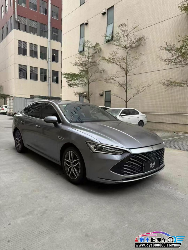 21年比亚迪秦轿车抵押车出售