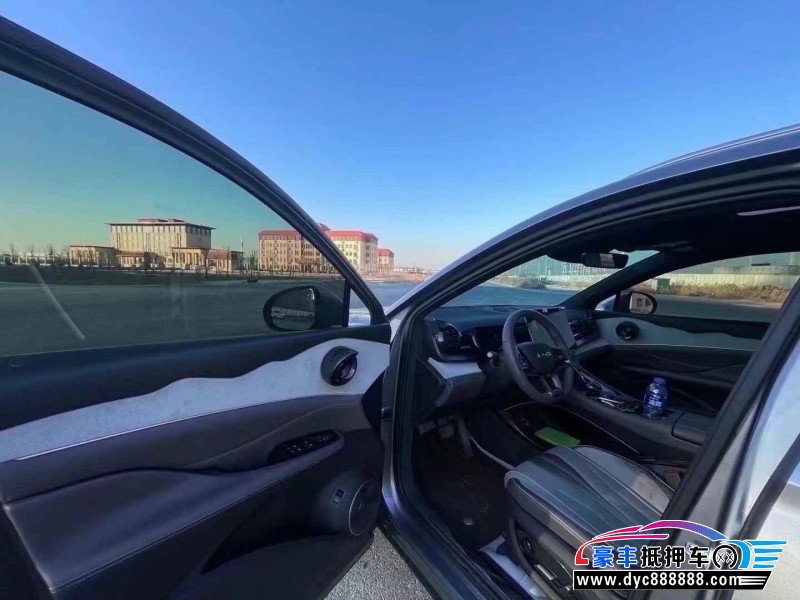 24年比亚迪护卫舰轿车抵押车出售