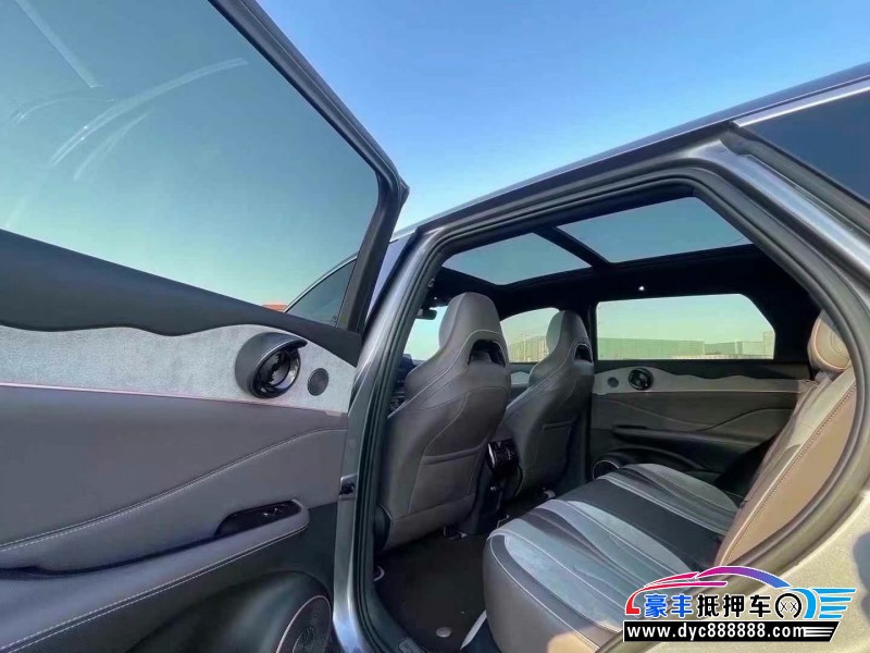 24年比亚迪护卫舰轿车抵押车出售