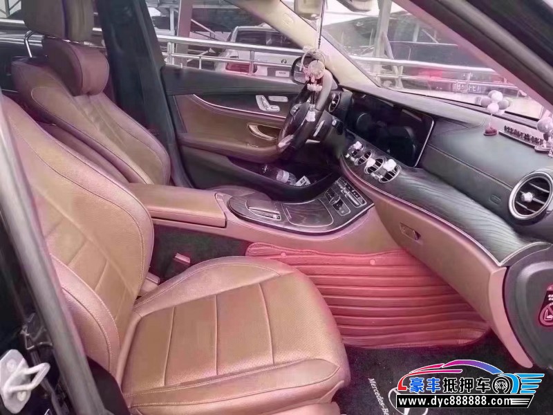 19年奔驰E轿车抵押车出售