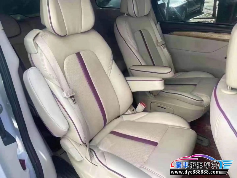 18年别克GL8轿车抵押车出售