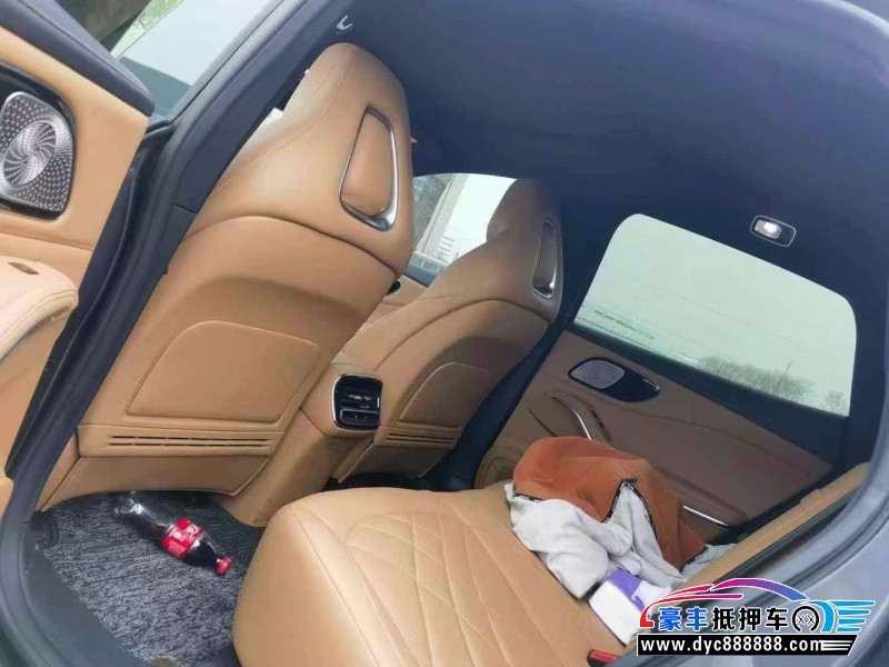 24年非凡R7轿车抵押车出售