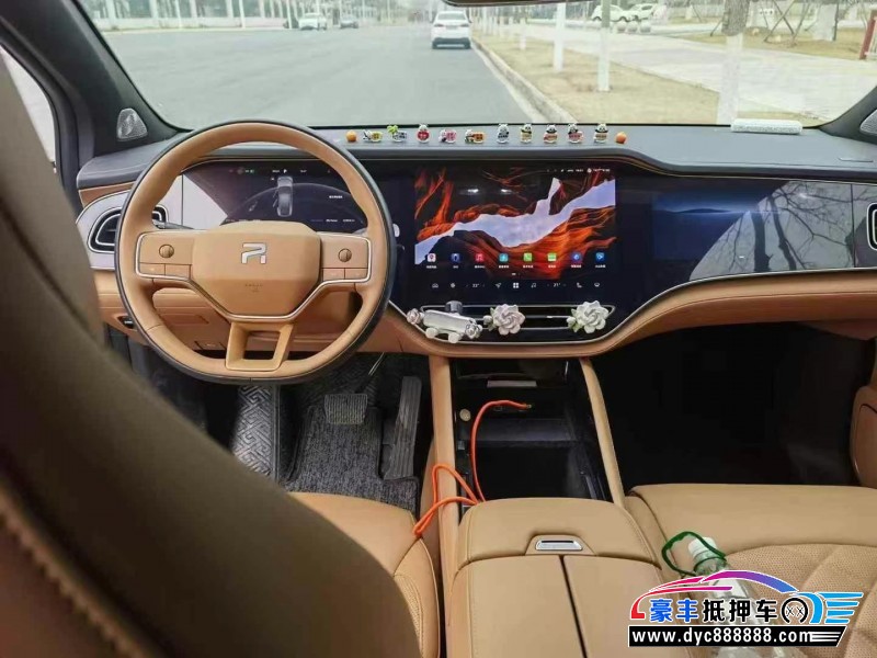 24年非凡R7轿车抵押车出售