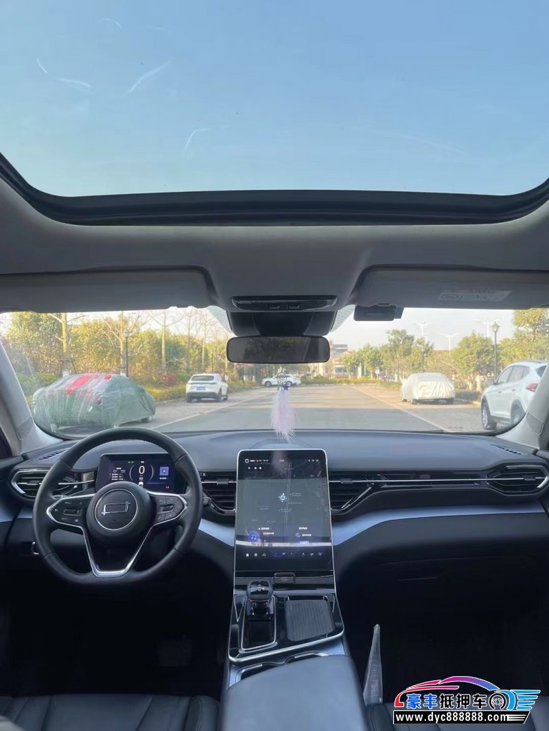 24年奔腾T90轿车抵押车出售