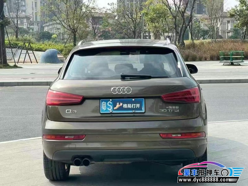 17年奥迪Q3轿车抵押车出售