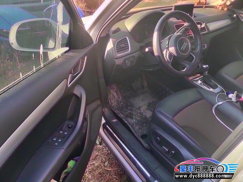 17年奥迪Q3轿车抵押车出售