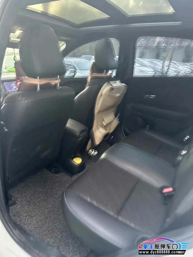 17年本田XRV轿车抵押车出售