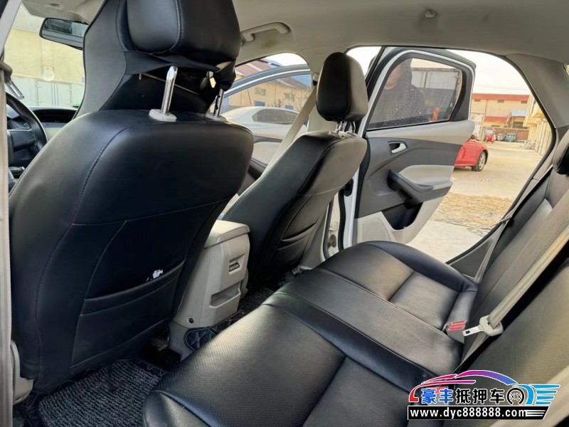 18年福特福克斯轿车抵押车出售