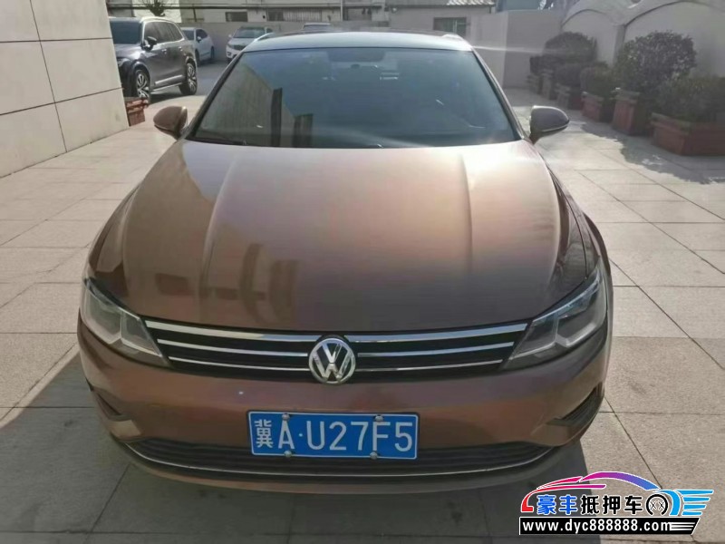 16年大众凌渡轿车抵押车出售