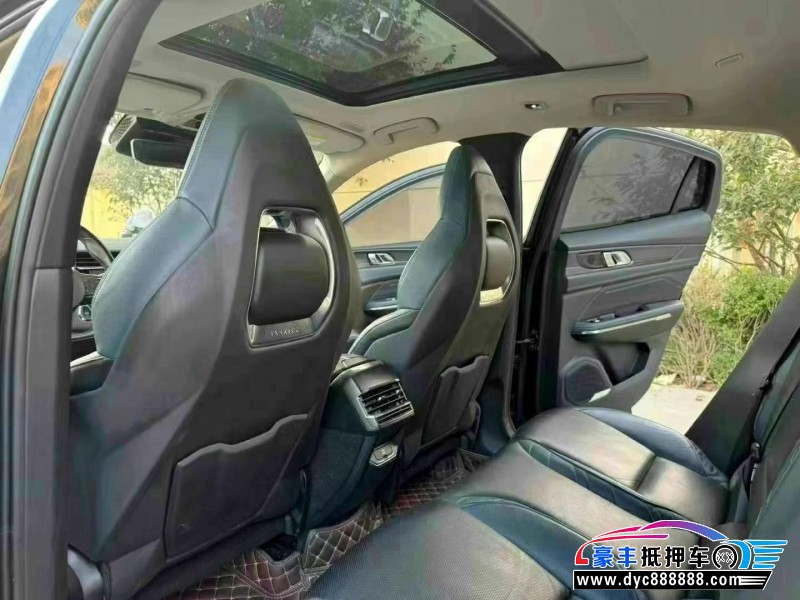 20年领克05轿车抵押车出售